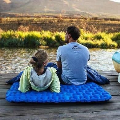 Матрац надувний двомісний з мішком-насосом Naturehike FC-11 2000х1200х65 мм NH19Z055-P orange 6927595735435 фото