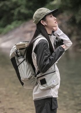 Рюкзак туристичний Naturehike 20 л NH20BB206 світло-сірий 6927595772775 фото