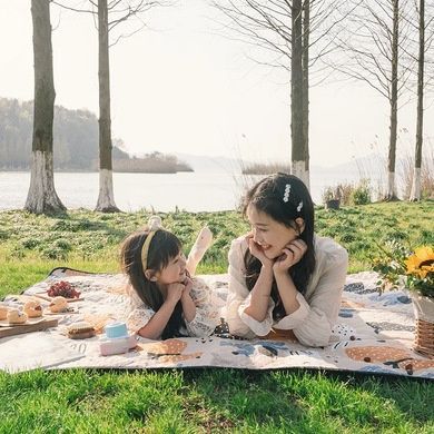 Килимок для пікніка Naturehike Picnic mat M 170х200 NH21FCD01 dogs 6927595774144 фото