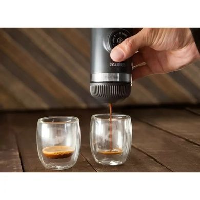 Портативная эспрессо-кофеварка Wacaco Nanopresso серая с чехлом, механическая, для молотого кофе WNANOGRcase фото