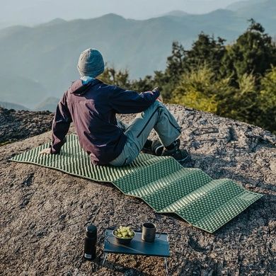 Килимок складаний IXPE Naturehike CNK2450WS044, алюмінієва плівка, 195x60х1,8 см, оливковий зелений 6927595788356 фото
